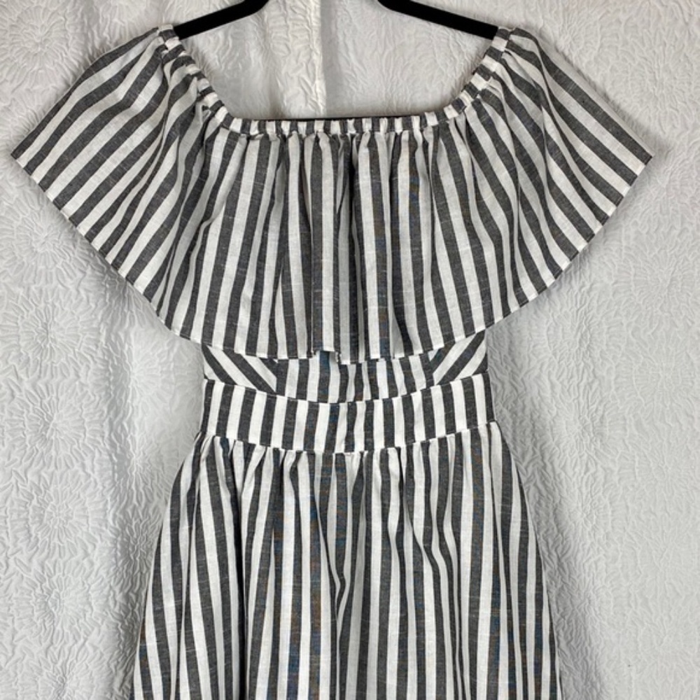 LUCA + GRAE Off The Shoulder Mini Dress - Picture 4 of 10